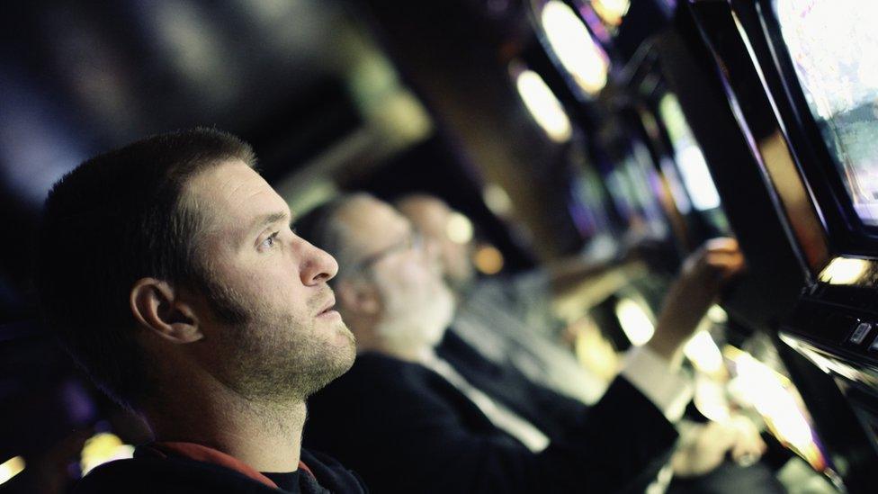 Behind the Spotlight: Why UK Gambling Advertising Faces Growing Scrutiny